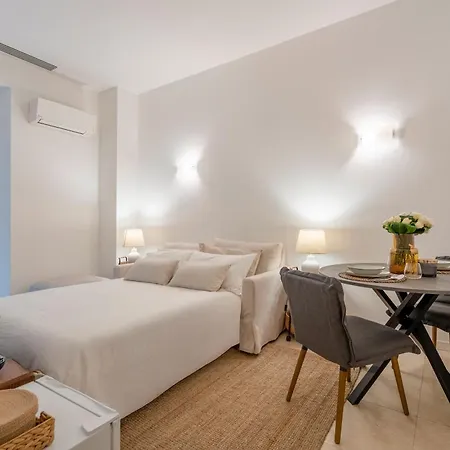 Luxury In Center * 바리